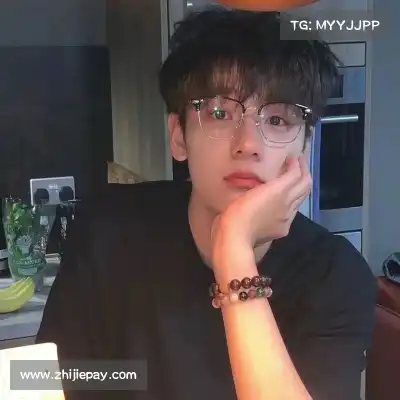 韶靓影